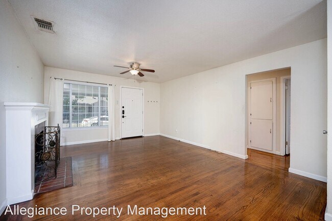 Building Photo - 3 br, 1 bath House - 4821 Concord Rd