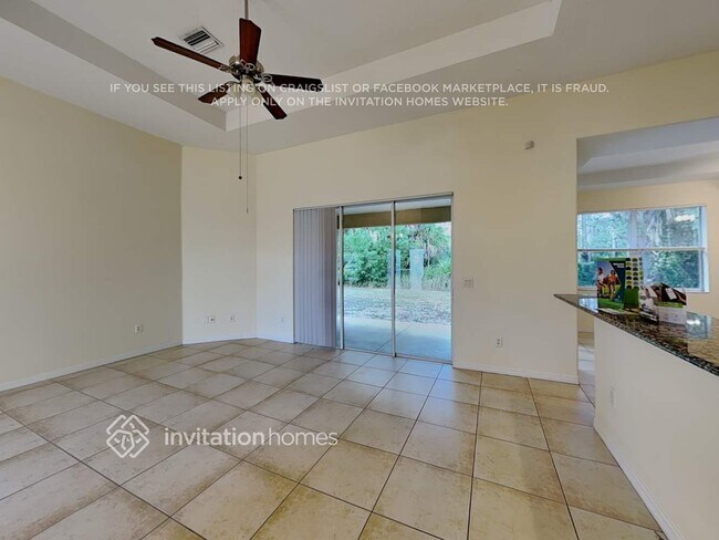 Building Photo - 3025 Dalhart Ave