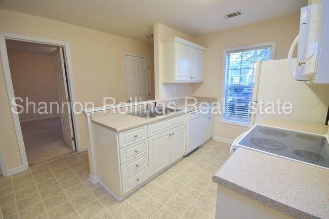 Foto del edificio - 1205 Longpoint Dr