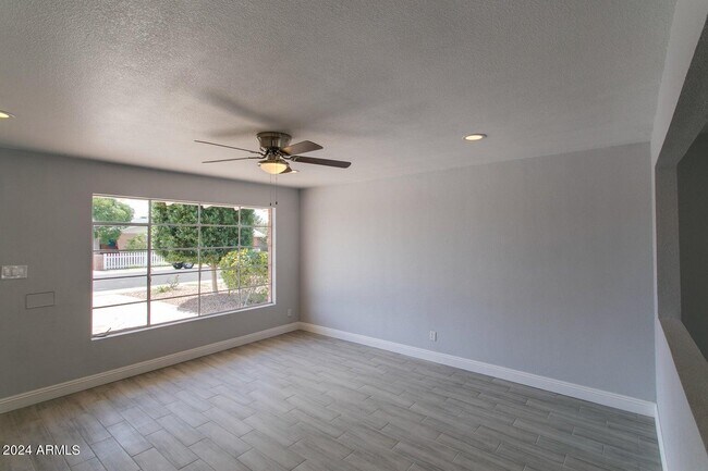 Foto del edificio - 3126 W Stella Ln