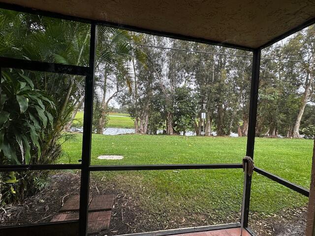 Foto del edificio - 10517 NW 11th St