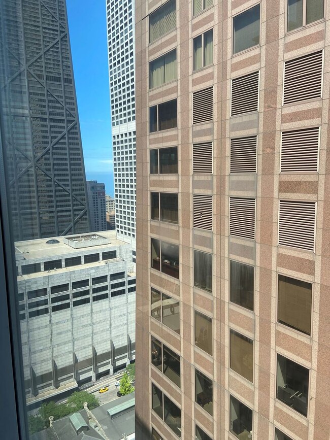 Building Photo - 777 N Michigan Ave