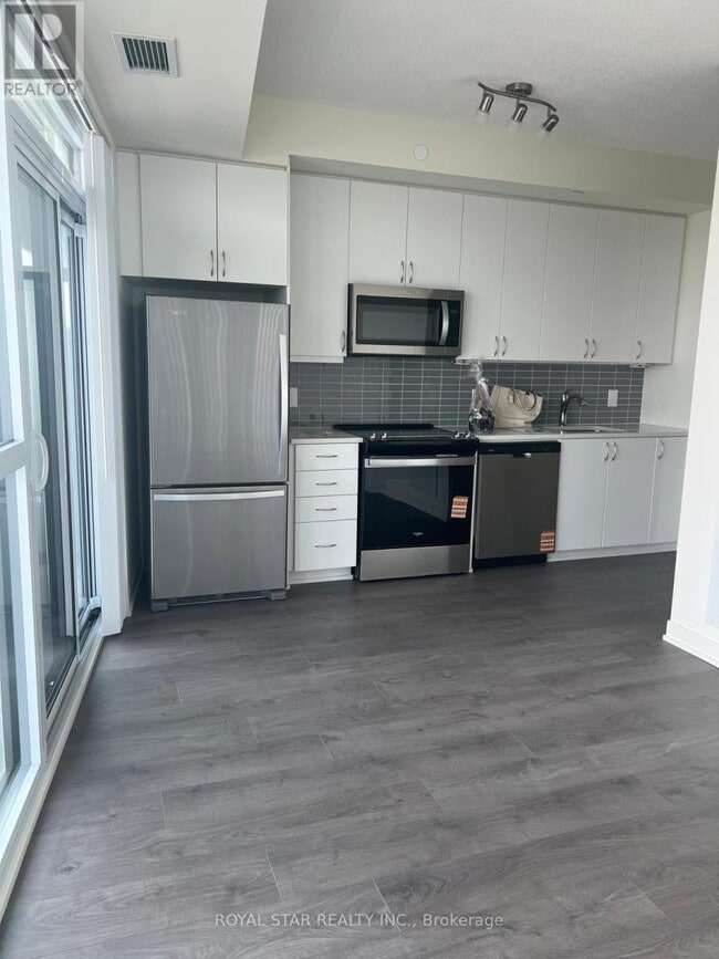 Building Photo - 38 Annie Craig Dr