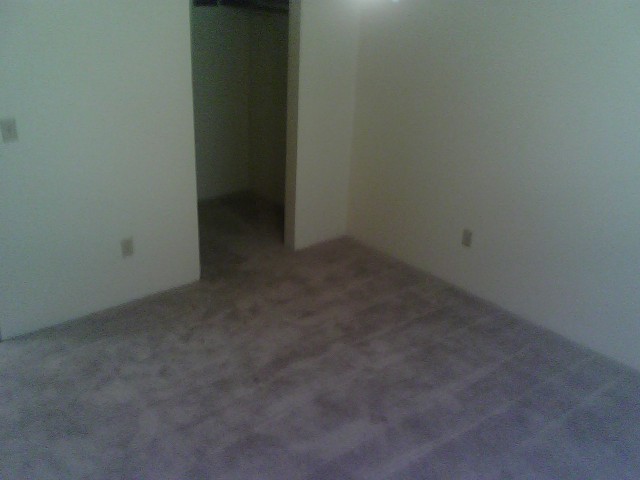 Foto del edificio - 4201 E 4th Plain Blvd