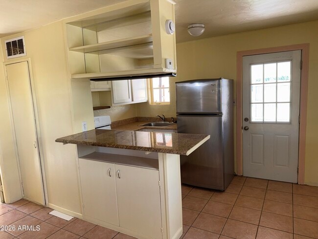 Foto del edificio - 3014 N 38th St