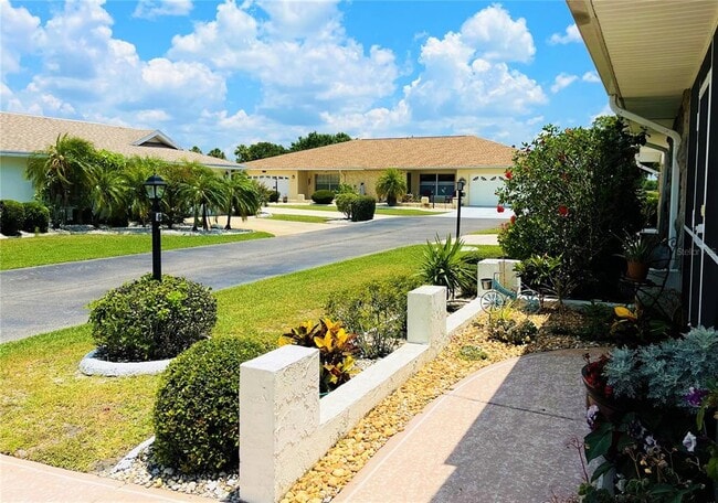 Building Photo - 301 Faircross Cir