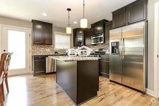 Building Photo - 3273 Red Oak Trail