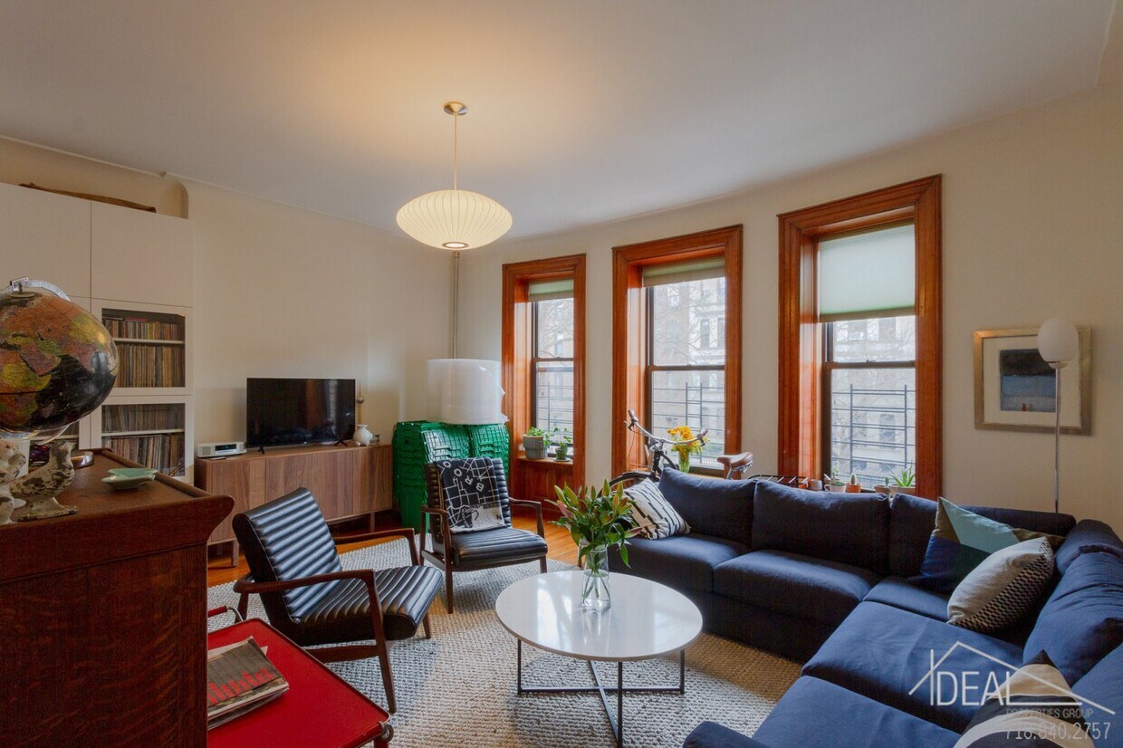 Primary Photo - 461 3rd Street #2RR