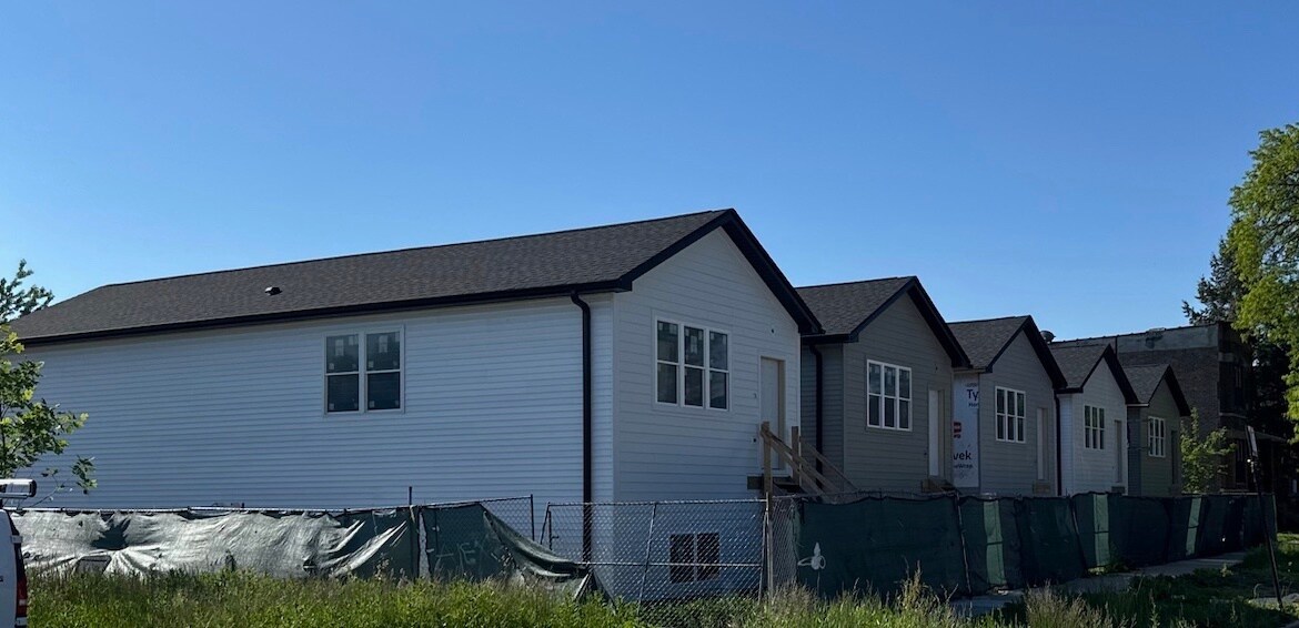 Foto principal - 547 N Springfield Ave