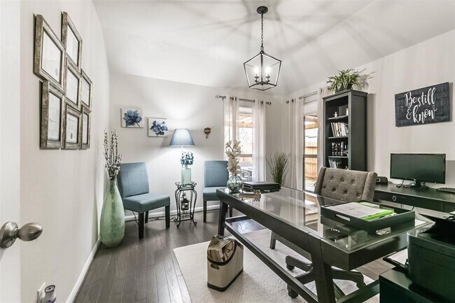 Foto del edificio - 24627 Bardona Way