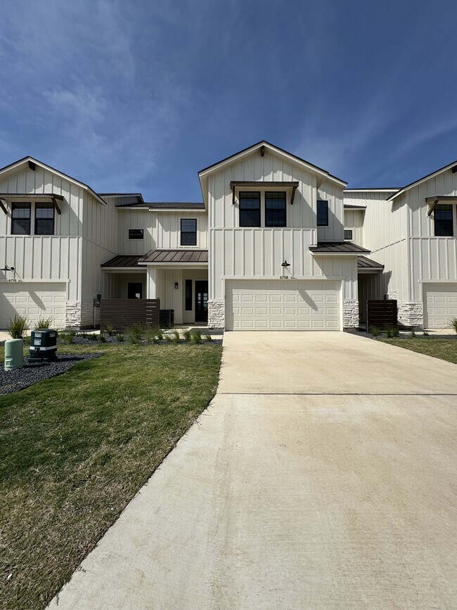 Foto del edificio - 6708 Abode Ave