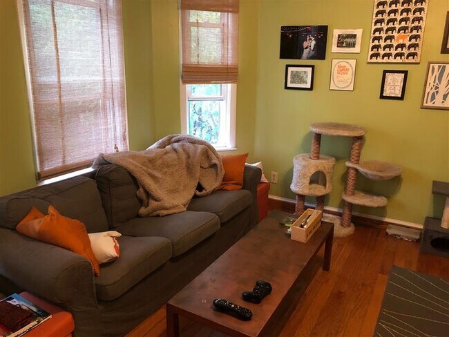 Foto del edificio - 9 Lowell Terrace