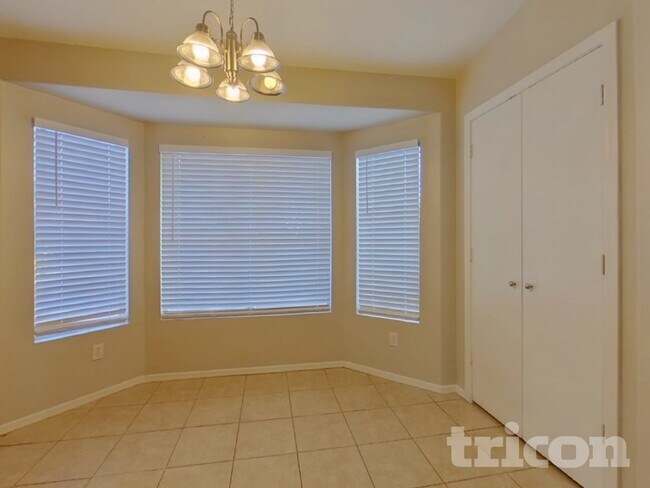 Building Photo - 4873 E Rousay Dr