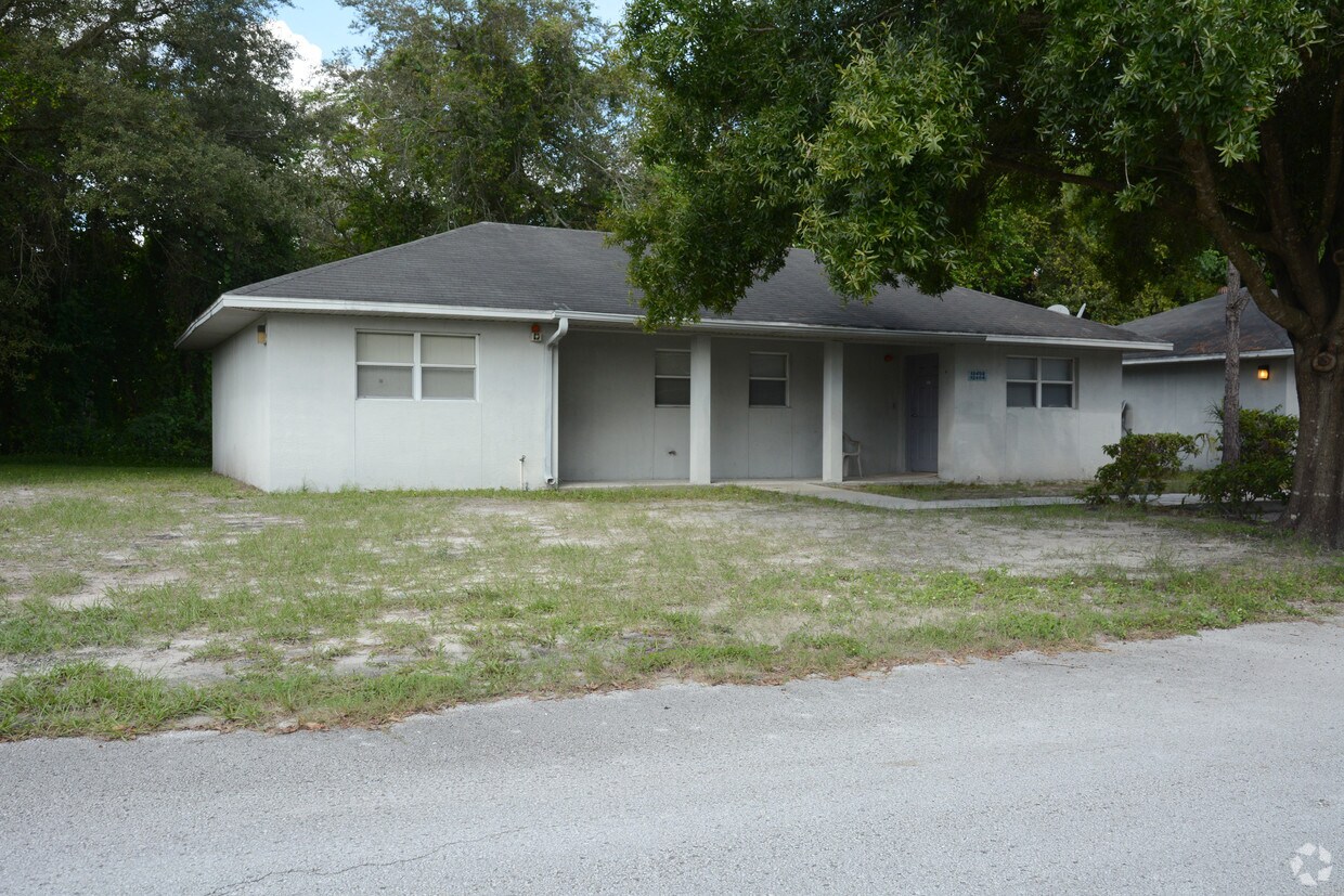 Foto principal - Hillsborough VOA Living Center