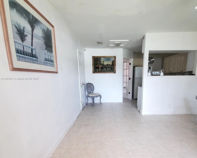 Foto del edificio - 6851 Farragut St