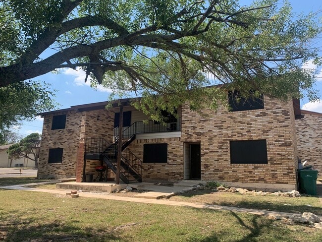 Building Photo - 1102 Harley Dr