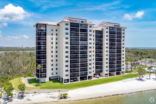 Sanibel Harbour Tower