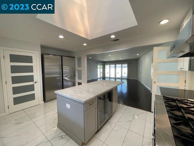 Building Photo - 1095 Ocho Rios Dr