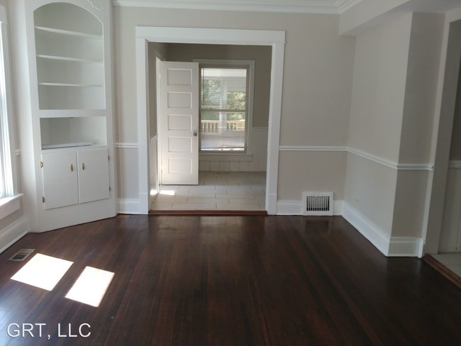 Building Photo - 4 br, 1.5 bath House - 5113 w orchard dr