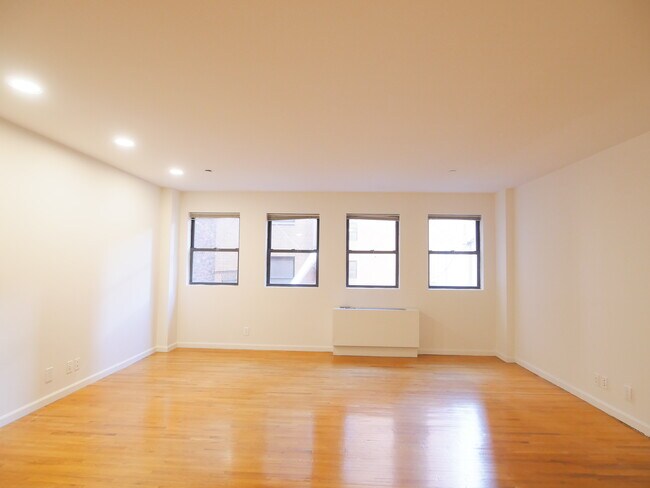Interior Photo - 66 Second Avenue