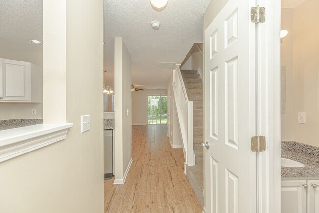 Photo - 754 Aspen Dr Townhome