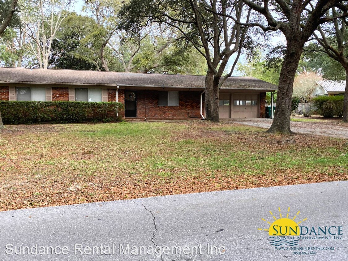 66 Meigs Dr, Shalimar, FL 32579 House Rental in Shalimar, FL