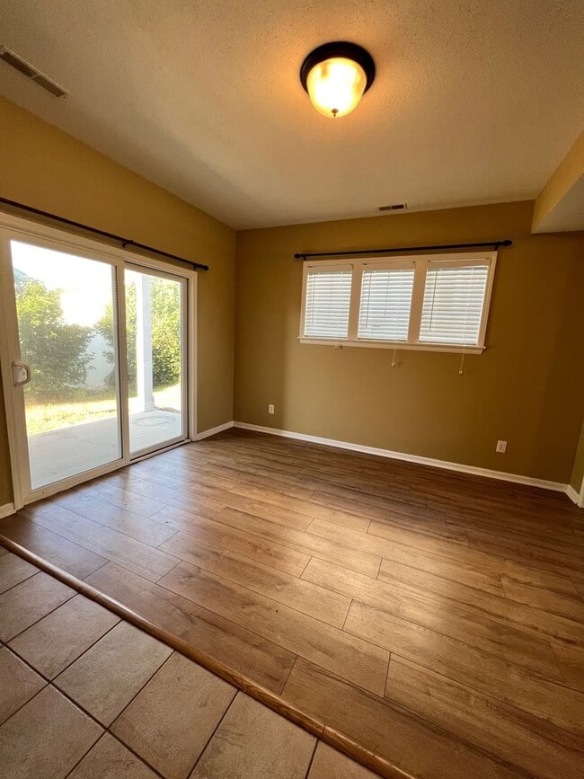 Foto del edificio - Olivia Farms Subdivision