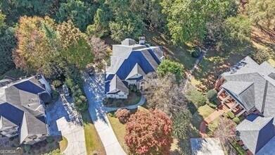 Building Photo - 2502 Oak Hill Overlook