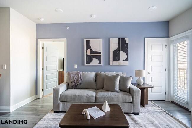 Foto del edificio - 1499 Central Park Blvd