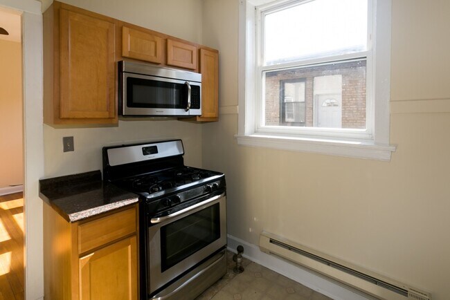 Foto del edificio - 4426 N Wolcott Ave