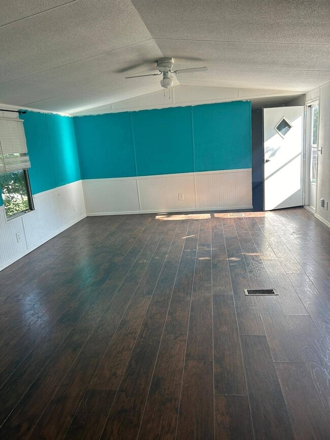 Foto del edificio - 201 S Preston Rd