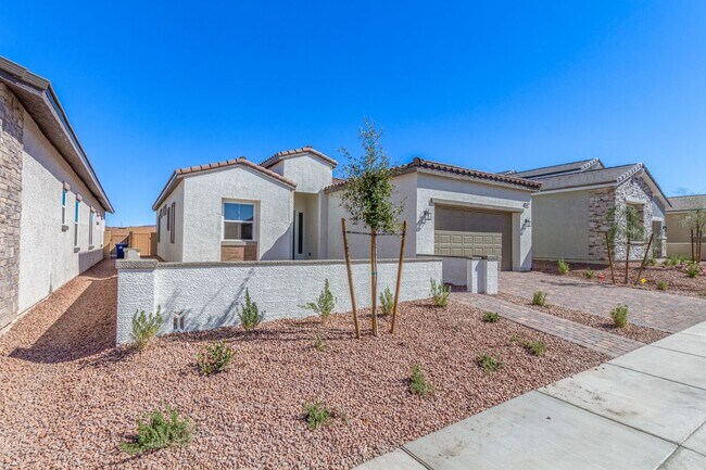 Building Photo - *2 WEEKS FREE RENT FOR QUALIFIED APPLICANT...