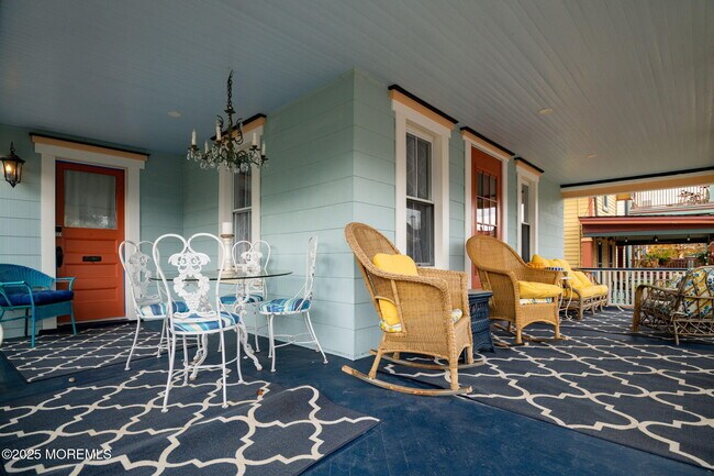 Building Photo - 83 Broadway