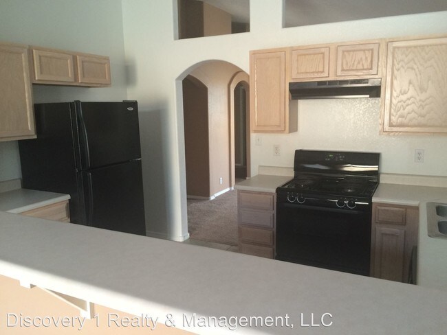 Building Photo - 4715 Akita Ct NE