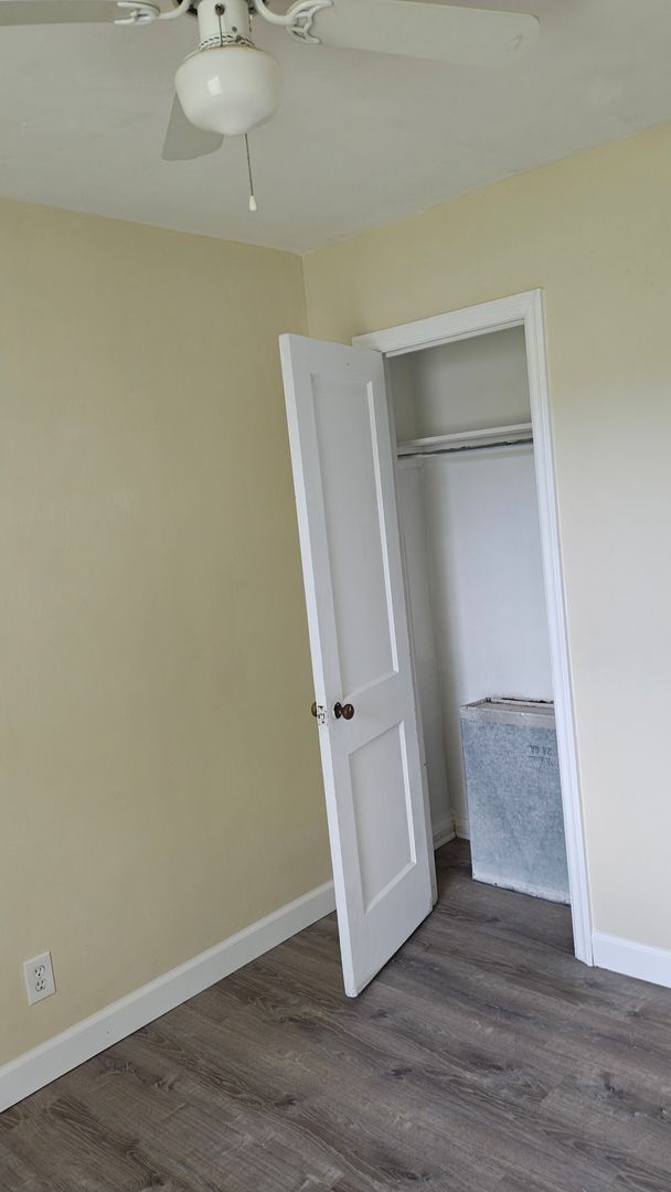 Foto del edificio - 3 Bed 1 Bath Home for Rent in Norfolk!