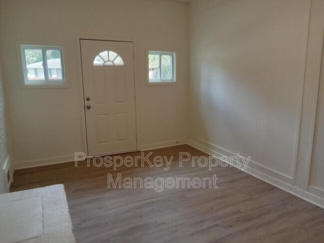 Foto del edificio - 2836 Knox St