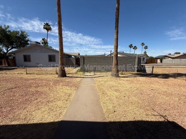 Building Photo - 13829 N 48th Ave