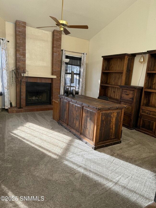 Foto del edificio - 3234 Highridge St