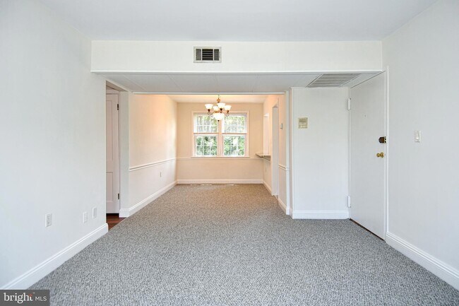 Foto del edificio - 1303 Belle View Blvd