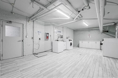 Building Photo - 26-30 Tichester Rd