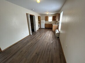 Building Photo - 1635 Neptune St