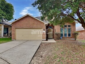 Building Photo - 1817 Melissa Oaks Ln