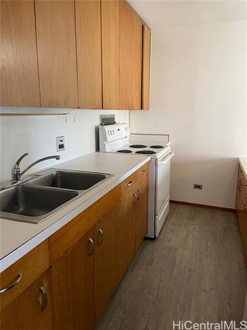 Building Photo - 1511 Nuuanu Ave