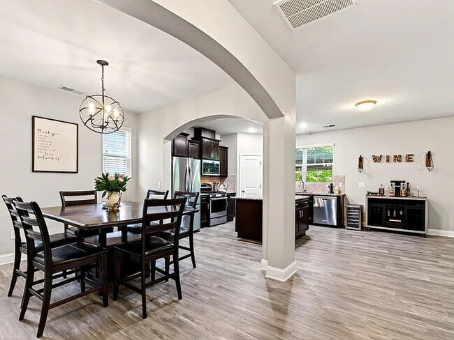 Building Photo - Earn Wealth While Leasing – Like a Homeowner – Lease to Own