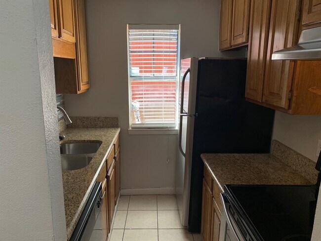 Foto del edificio - 5114 Bryan St