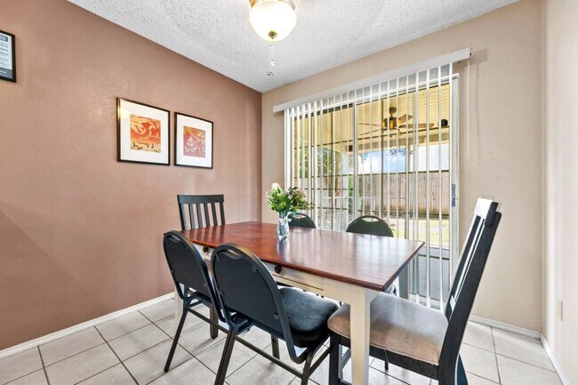 Foto del edificio - Stylish Fort Worth Home Near Chisholm Trail!