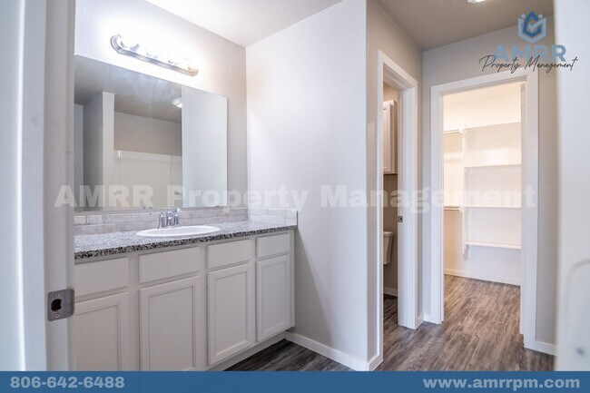 Foto del edificio - 2107 N Avenue K