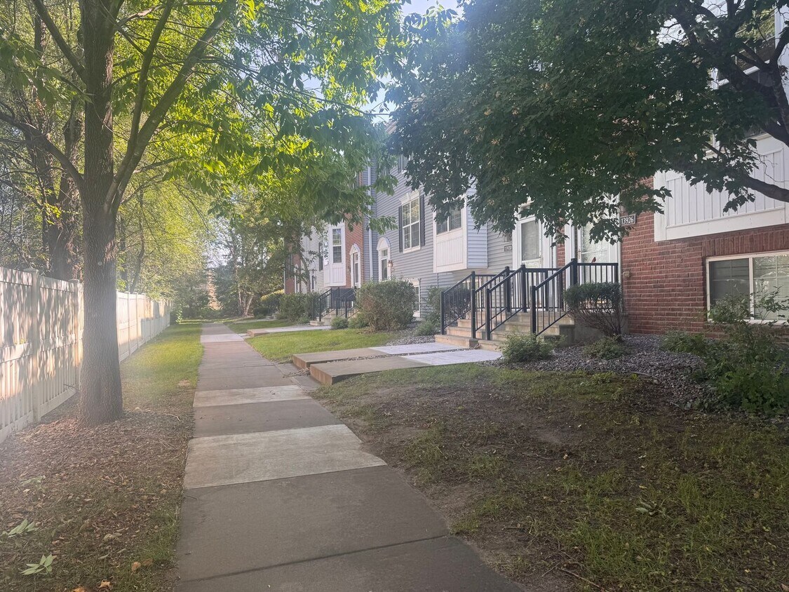 Foto del edificio - 13922 Ironstone Terrace NW