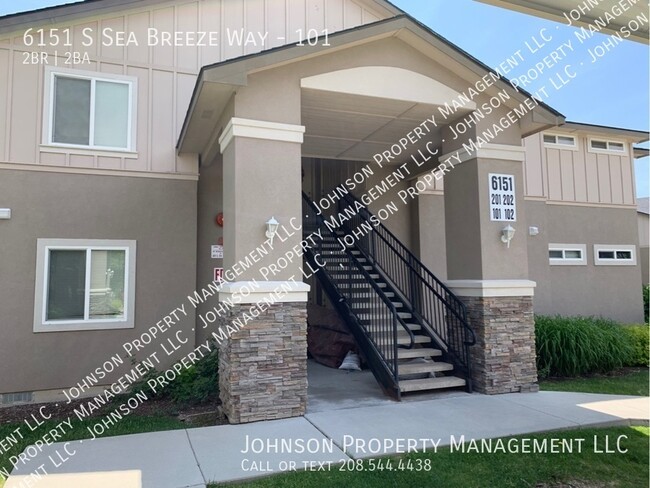 Building Photo - Beautiful South Boise apartments close to ...
