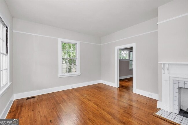 Building Photo - 2008 Starnes St